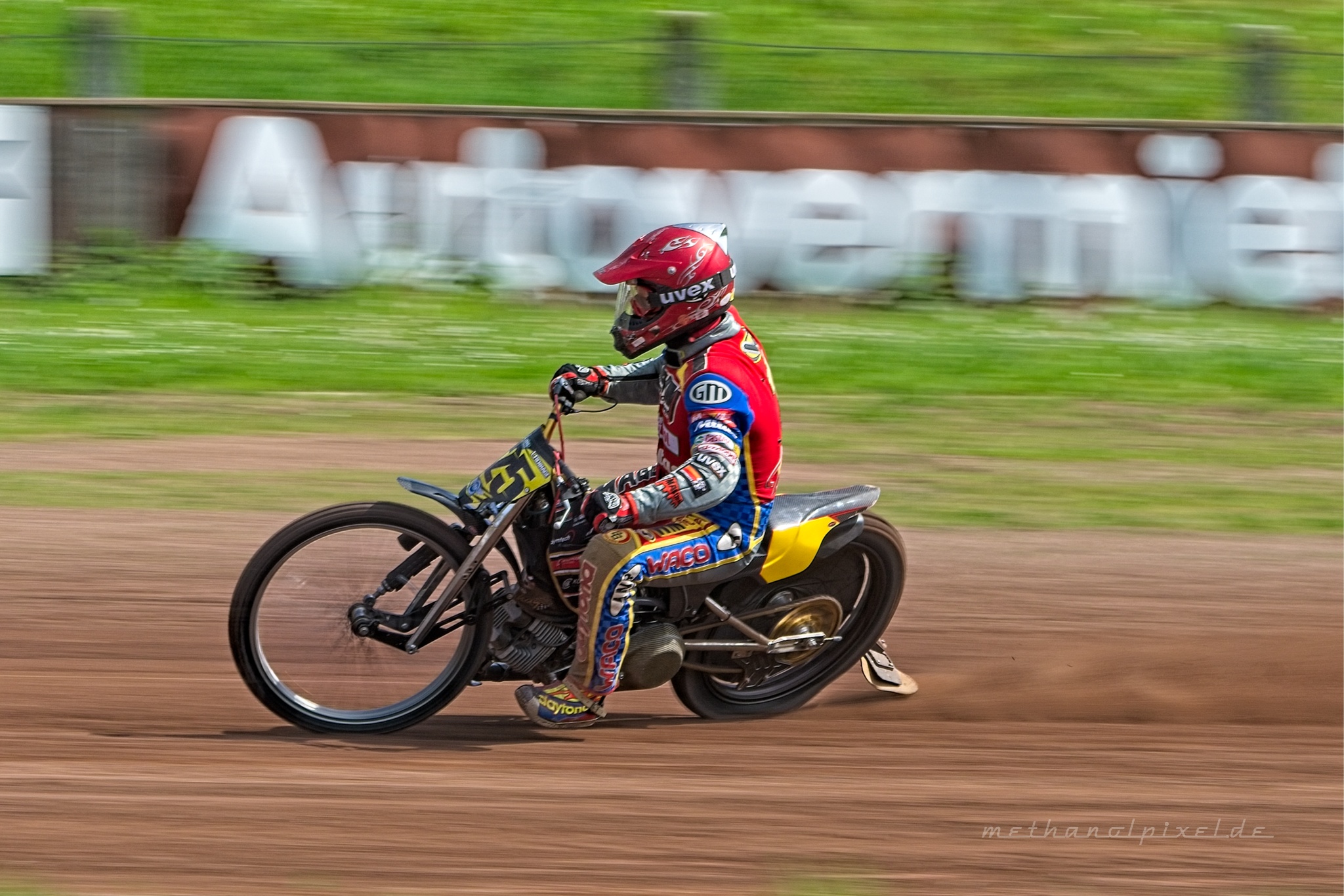 ILCE 7M4   A7405135 2048